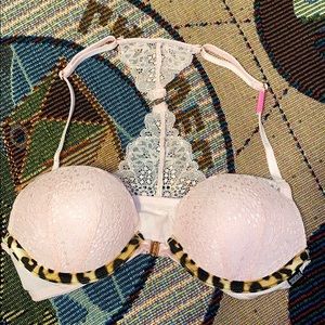 NEW! Victoria Secret Bra 32B